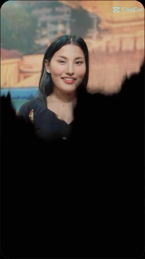 @🦋LaXmIThEeNg💫