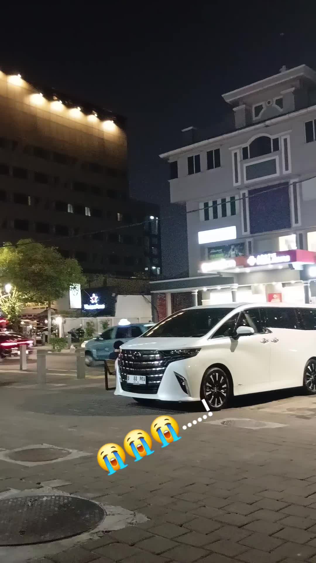 @Dari kontak anda