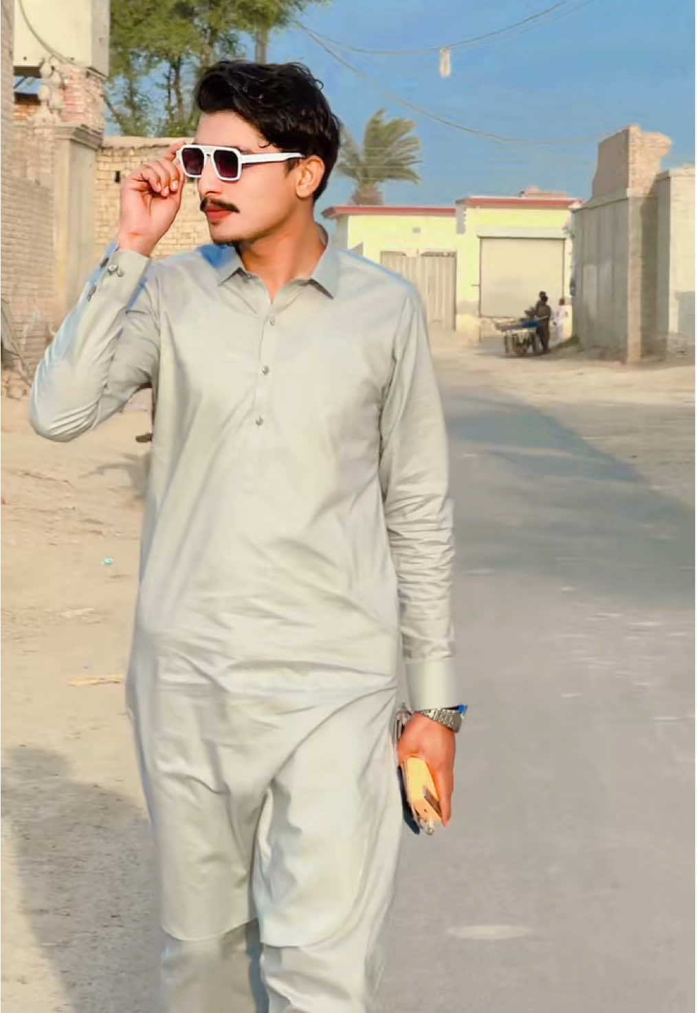 @CALL_ME_RISHI