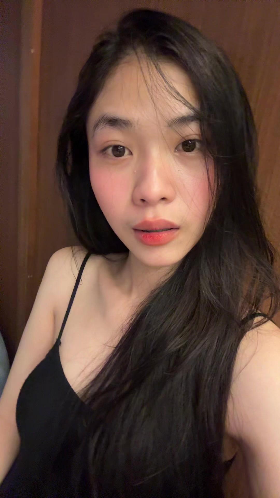 @y.