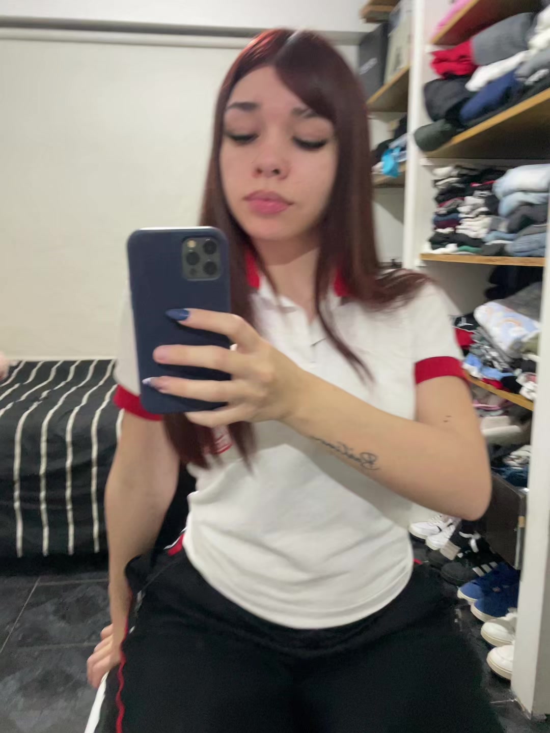 @𝓐𝓲𝓷𝓪𝓻𝓪