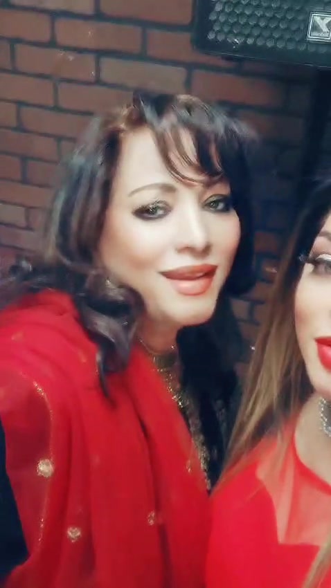 @farahg288