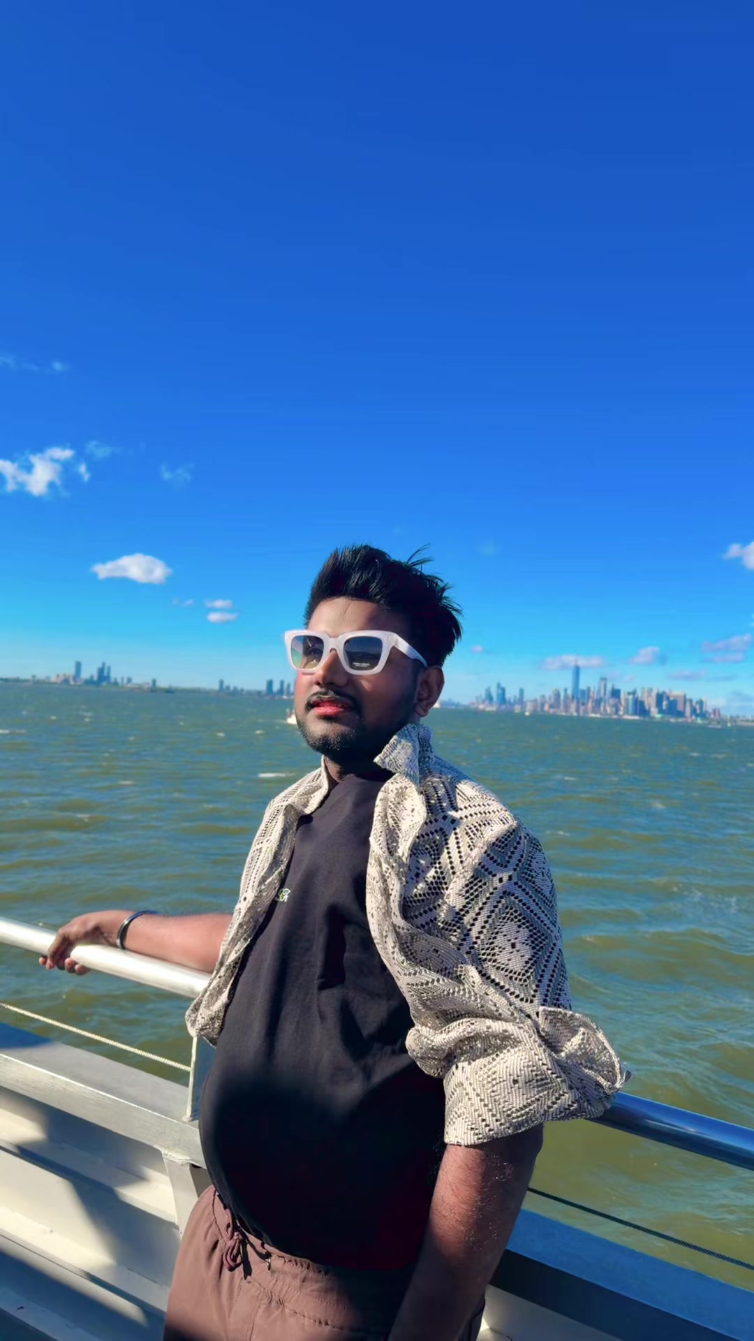 @🇺🇸Sam🇵🇰