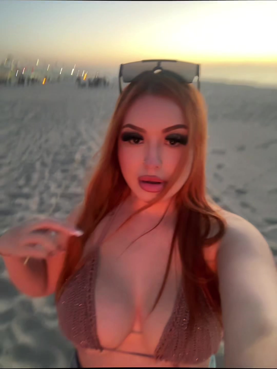 @DebbieLissette
