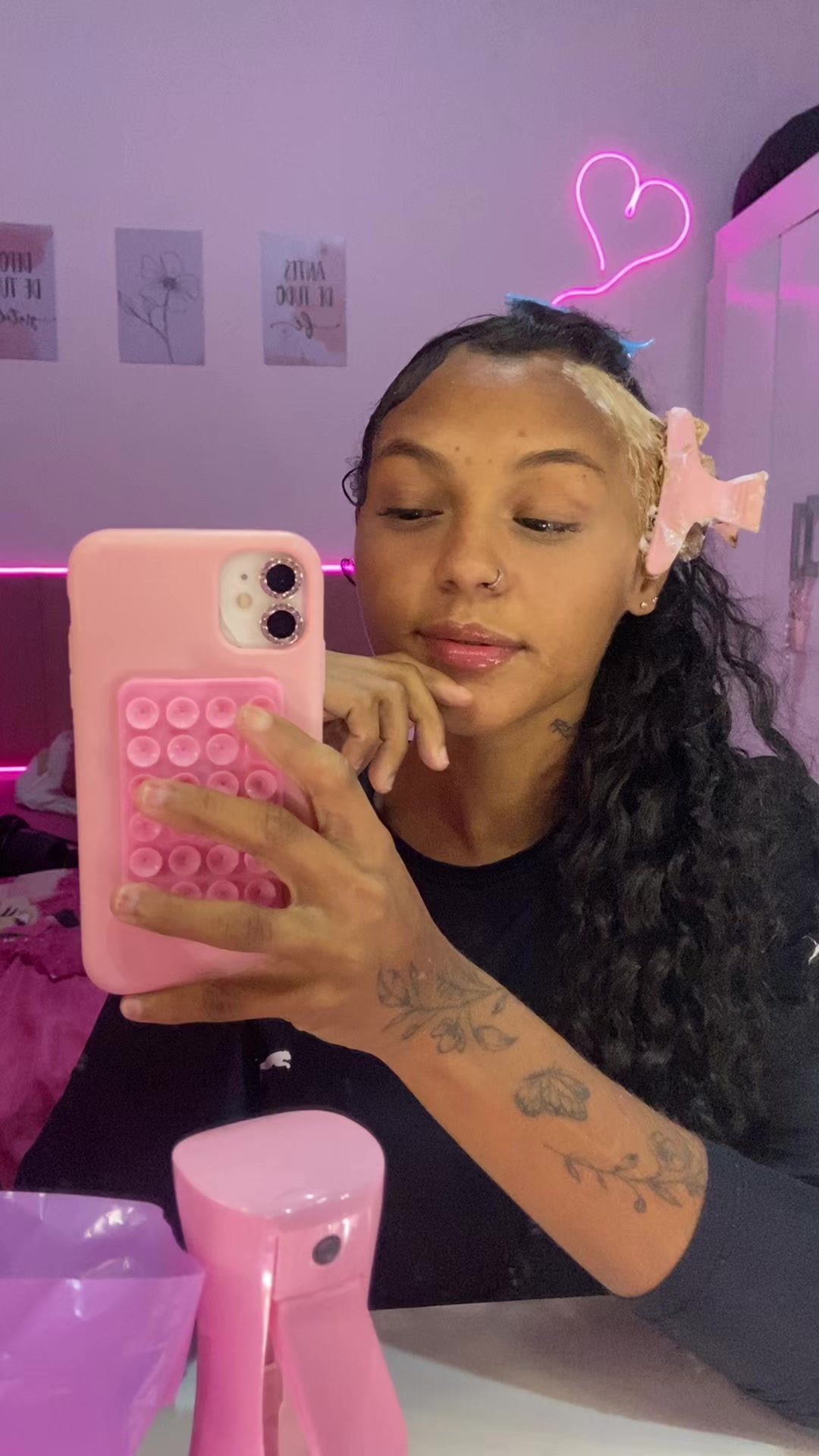 @adriely2105