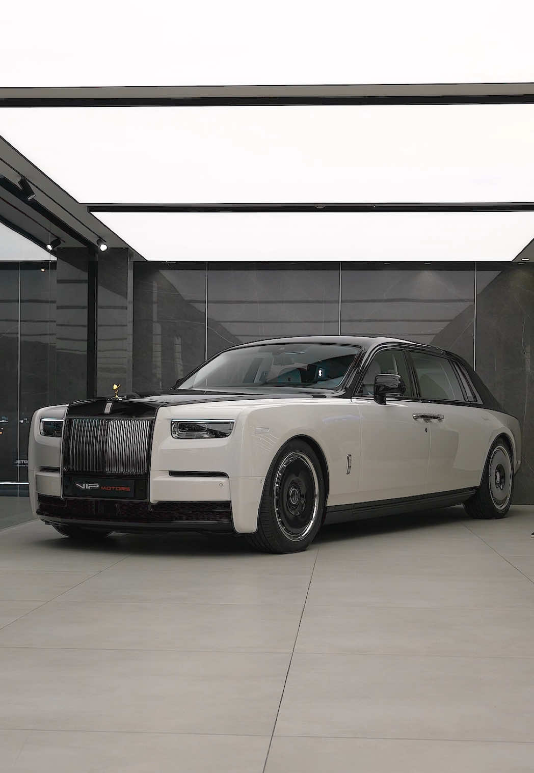 @VIP Motors