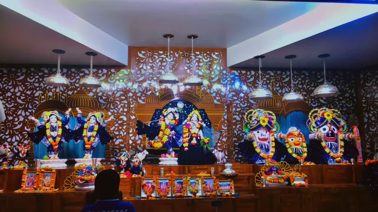 @ExplorewithSuman