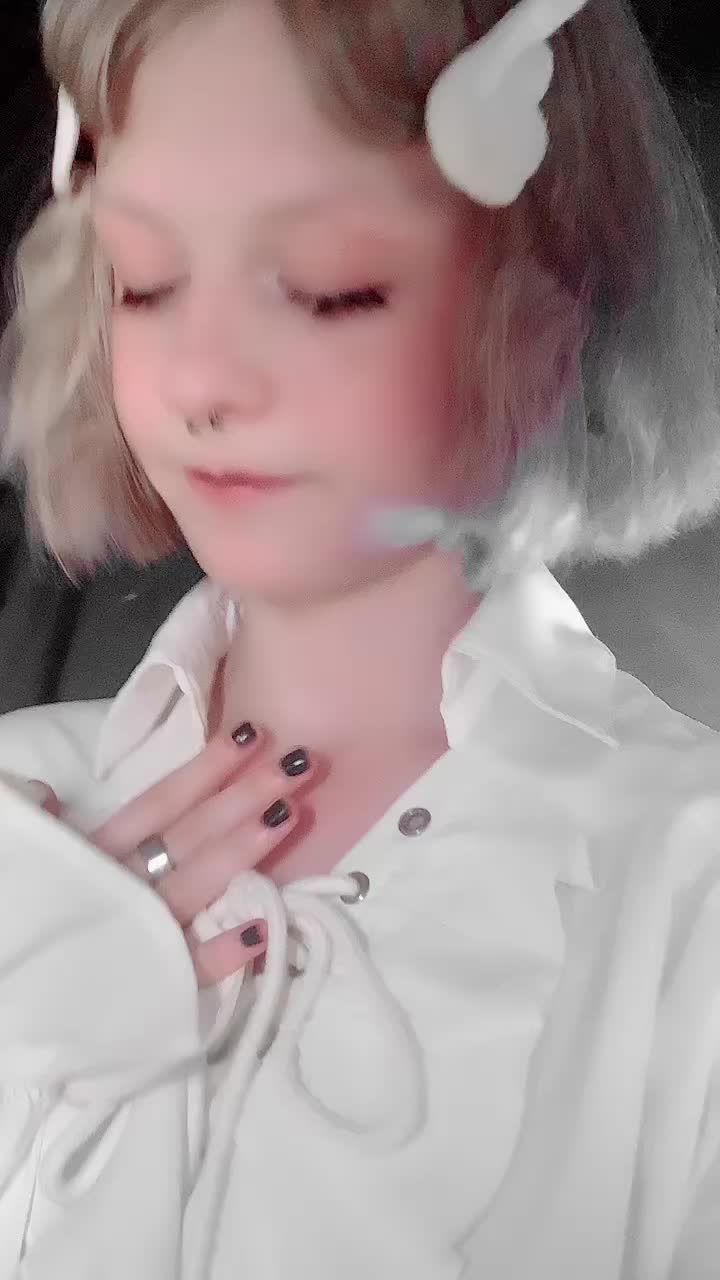 @Тори