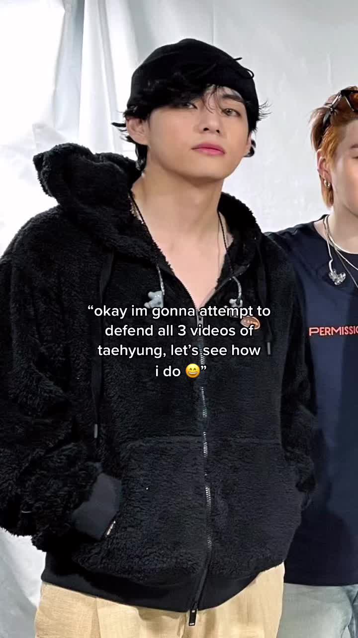 @⁷