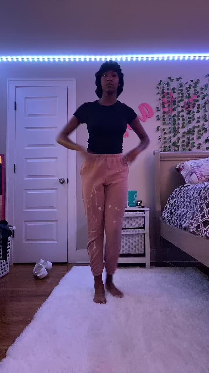 @444..💕