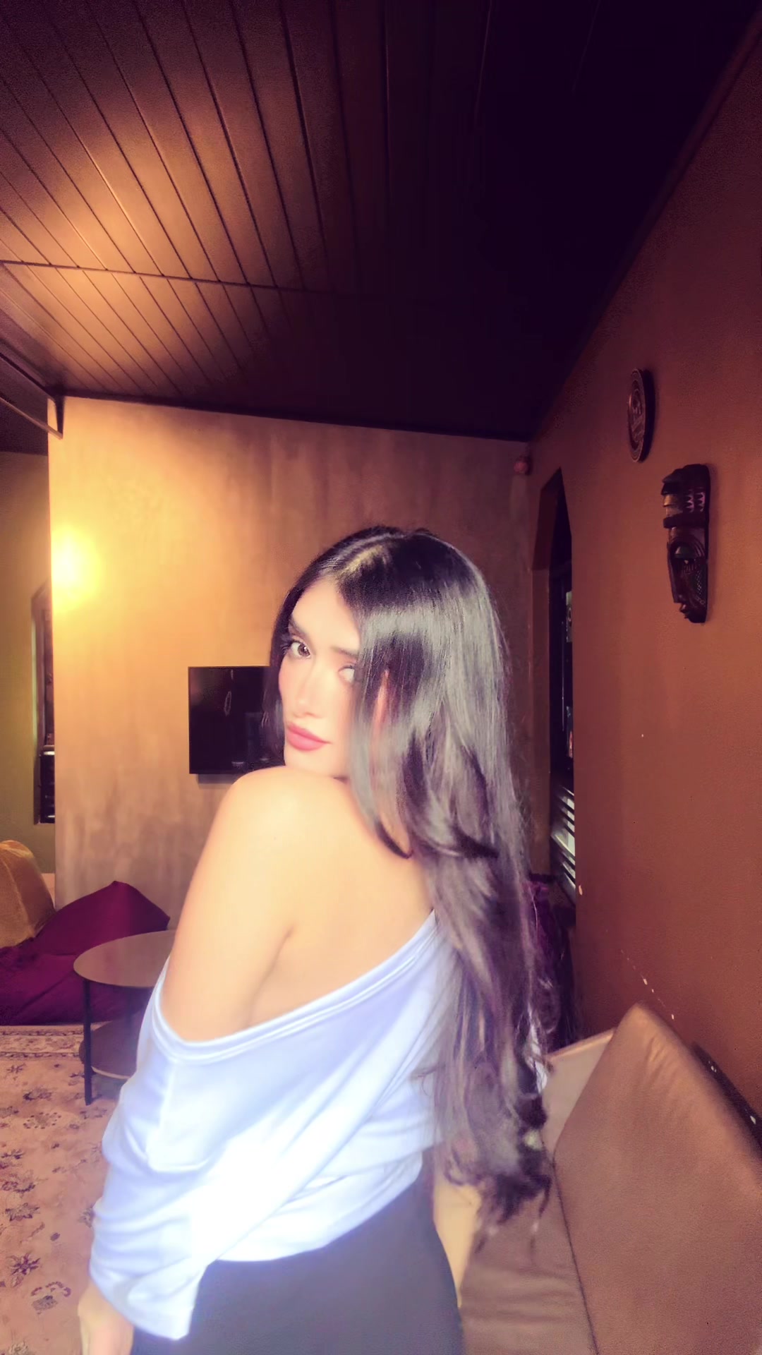 @Dewmi_neranjana
