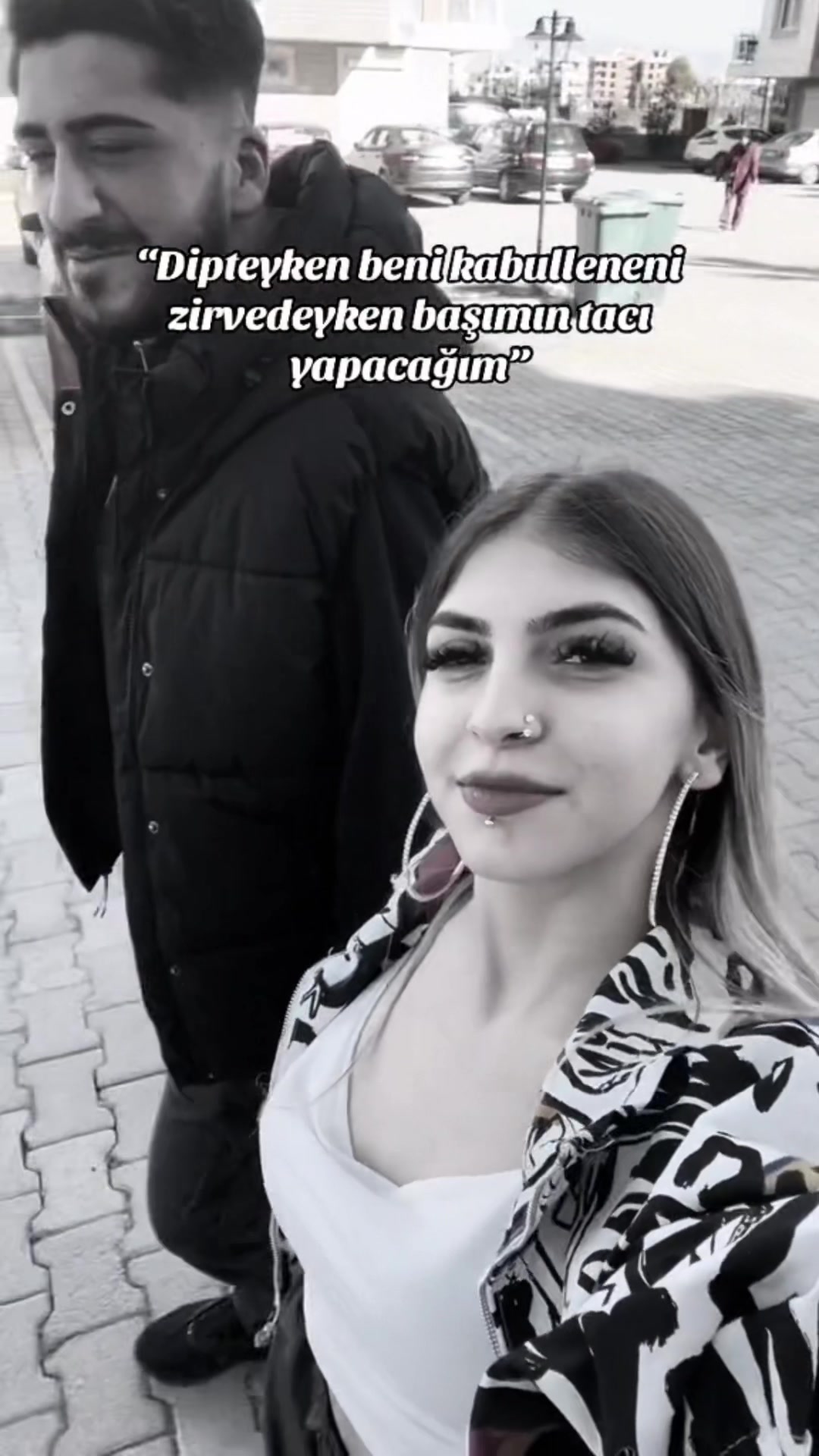@🦅
