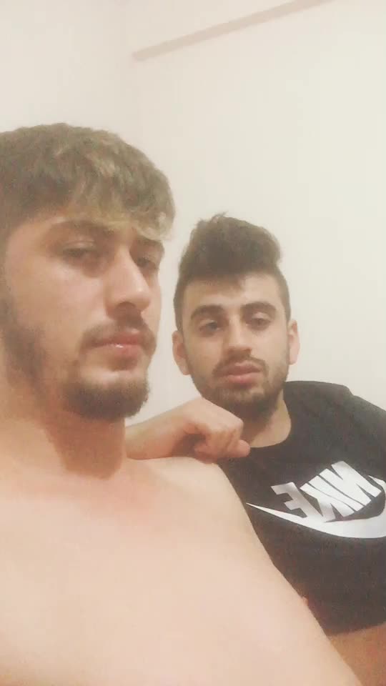 @ALi AY