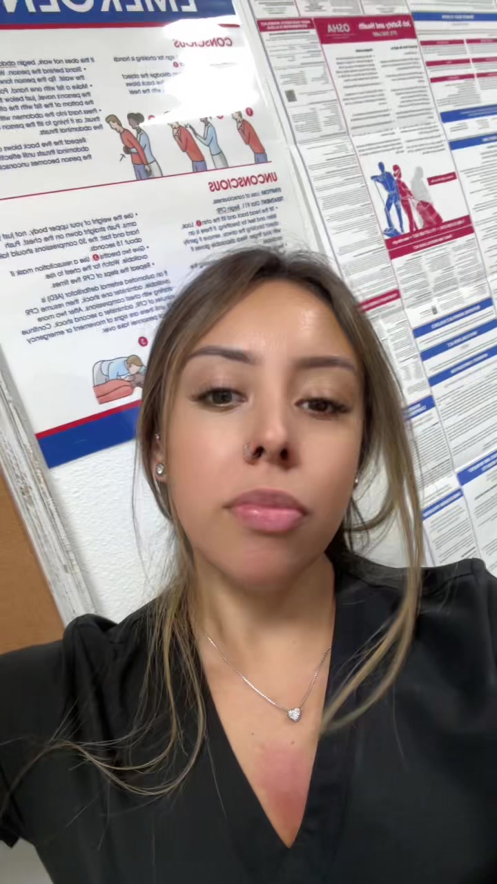 @adrianaaa😜