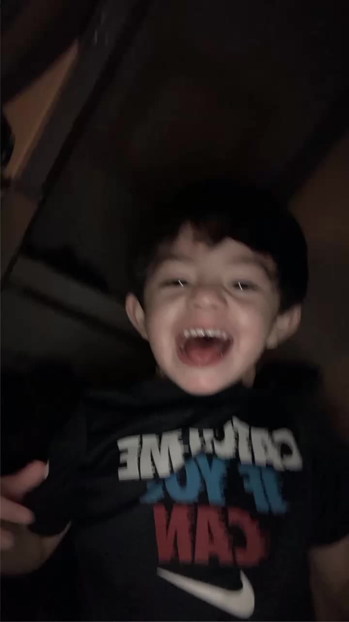 @i_heart_lazaro<33 my nephew 😋