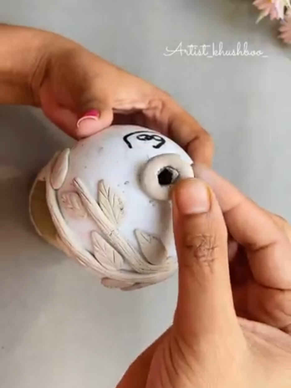 @Artist_Khushboo_