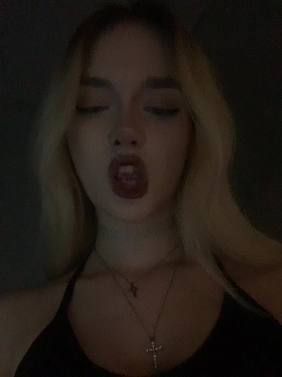 @ника лол