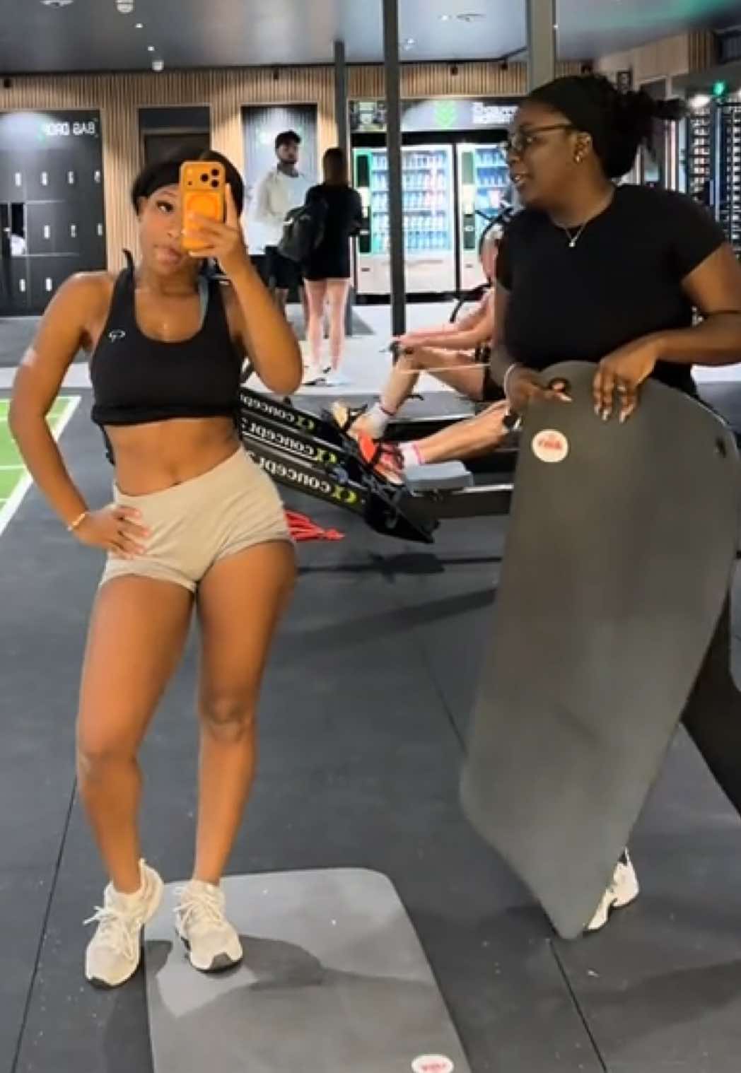 @Stephanie Akoto