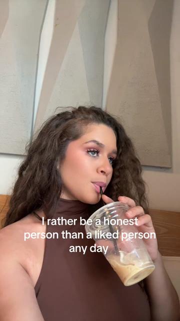 @atomicalexisclips