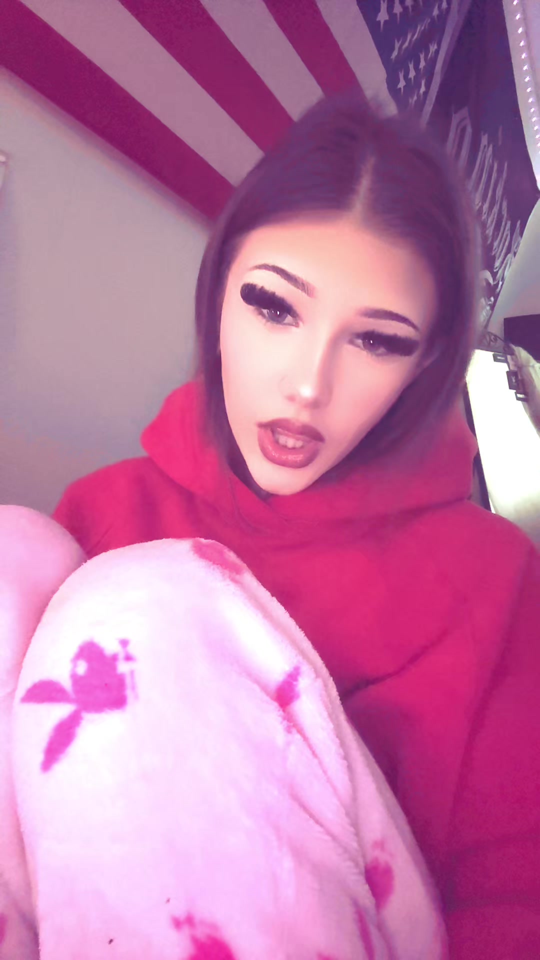 @Тгк: Sofiiamew5🪽