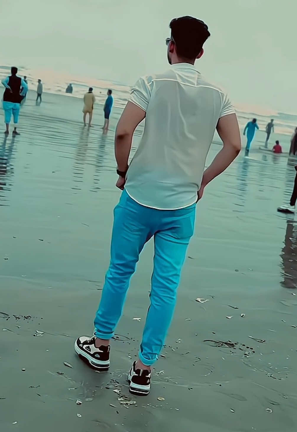 @𝒜𝓈𝒾𝓂 𝒦𝒽𝒶𝓃 𝒜.𝒦
