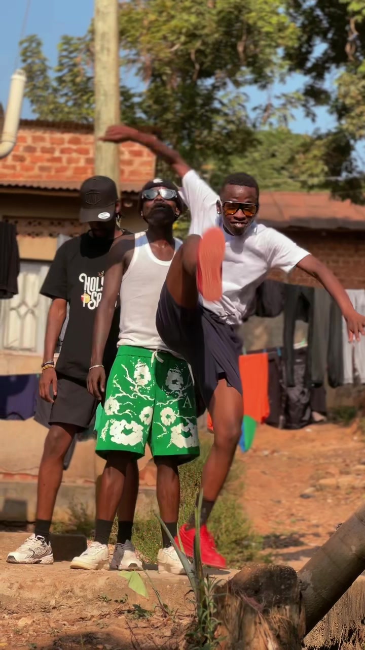 @@DancesCalvin🇯🇲🇺🇬