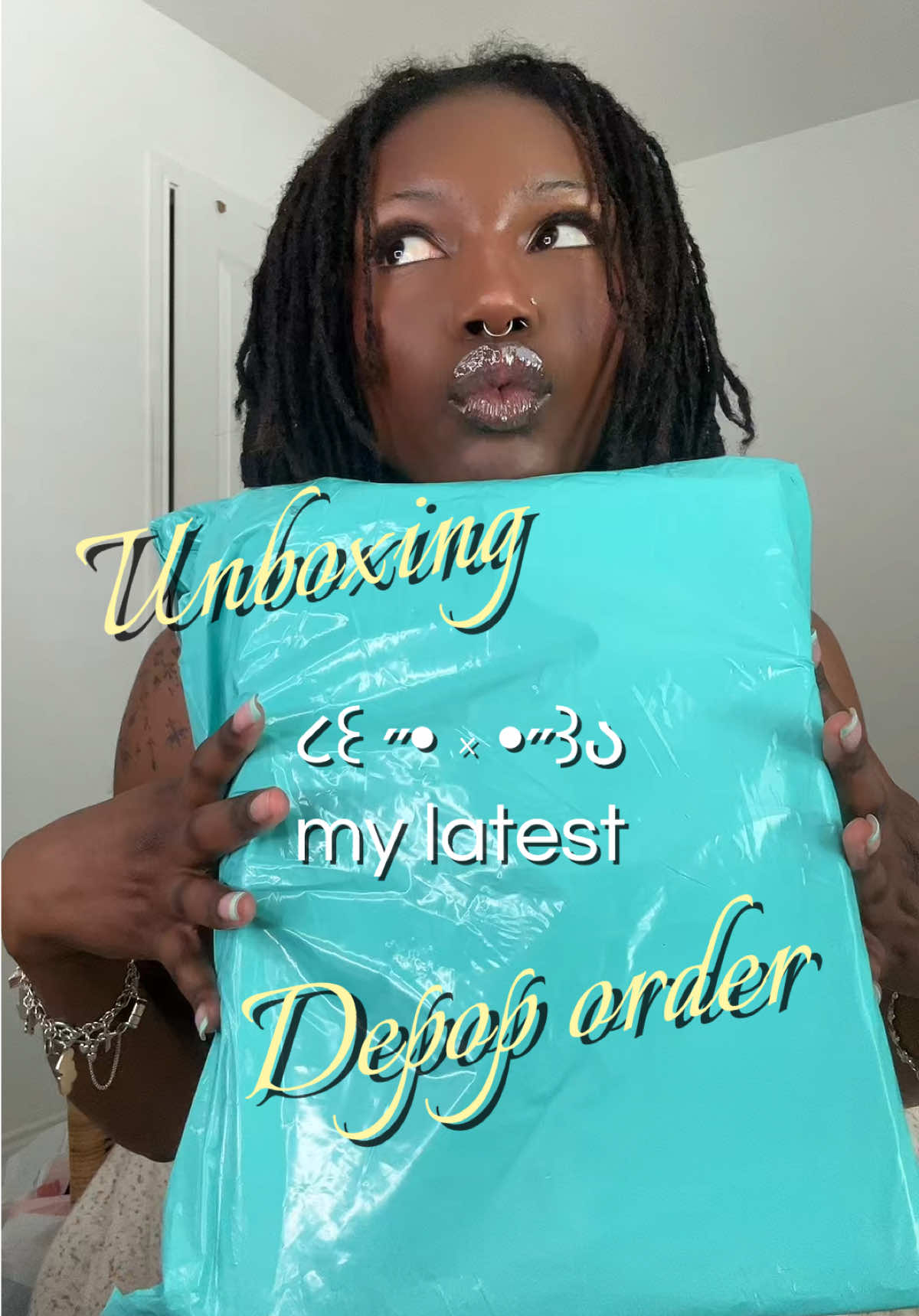 @whimsyqueen🪽