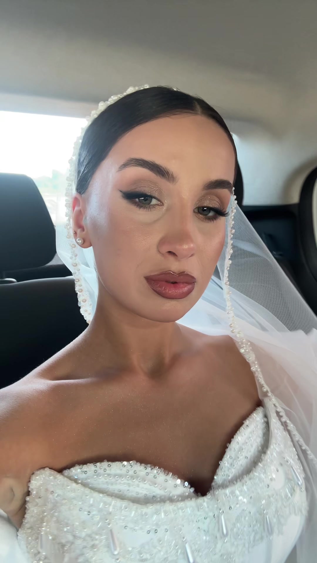 @melissakrbbr