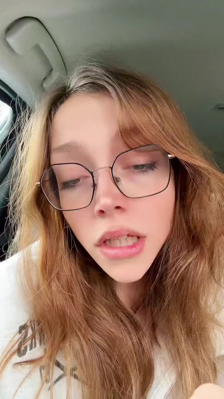 @FrenchiieMamii-x🎒
