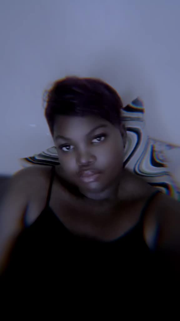 @sharonahjnz