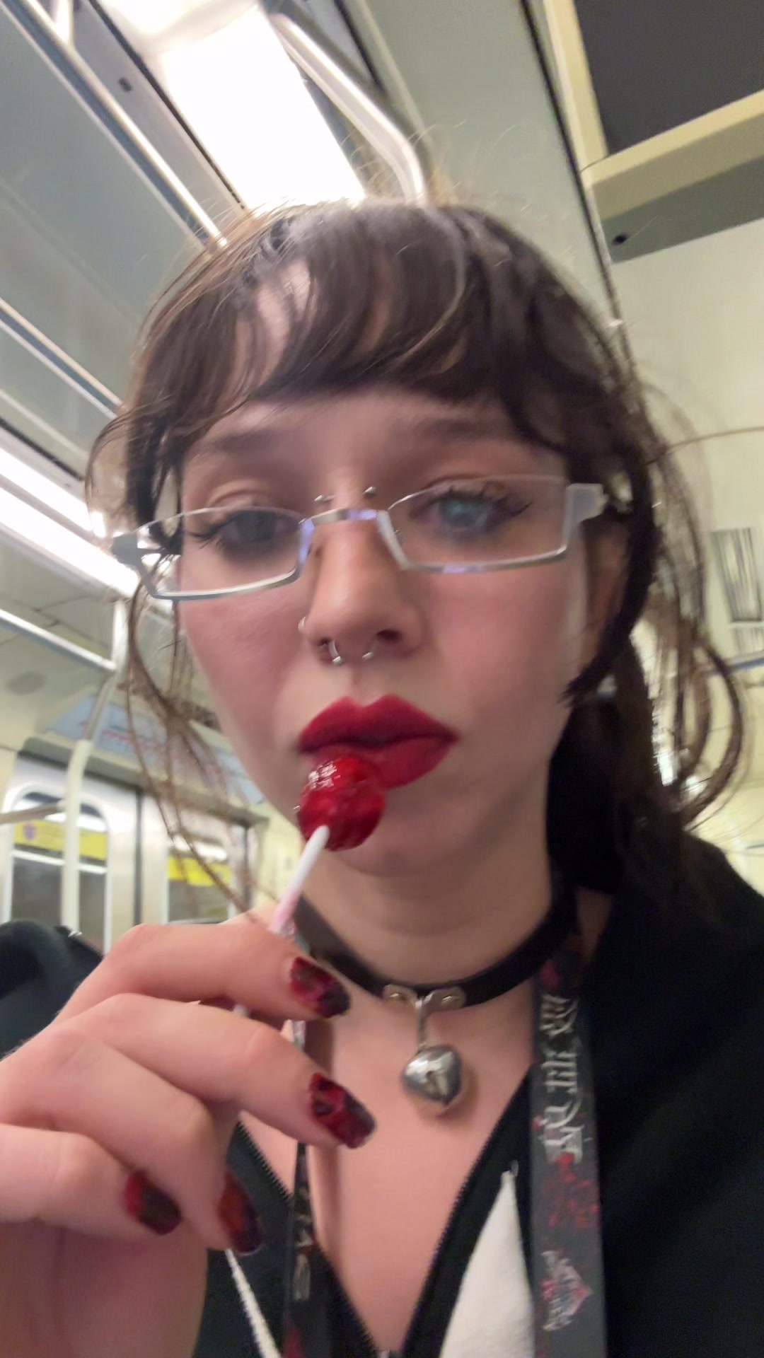 @EgoCarina 🦇⚰️🩸