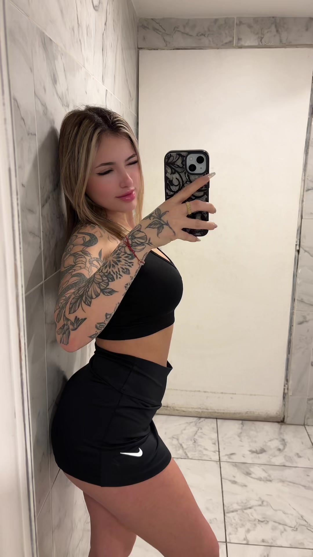 @Rochii12
