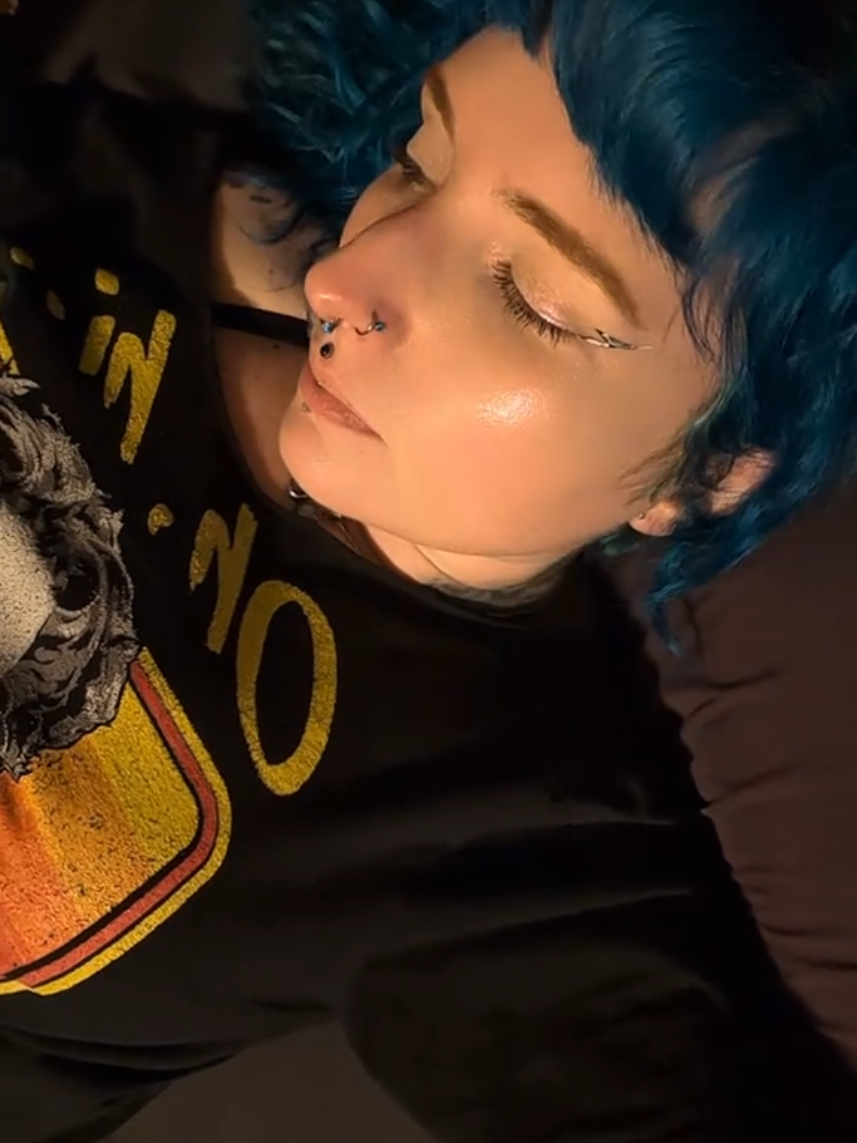 @odditychildebreezzy
