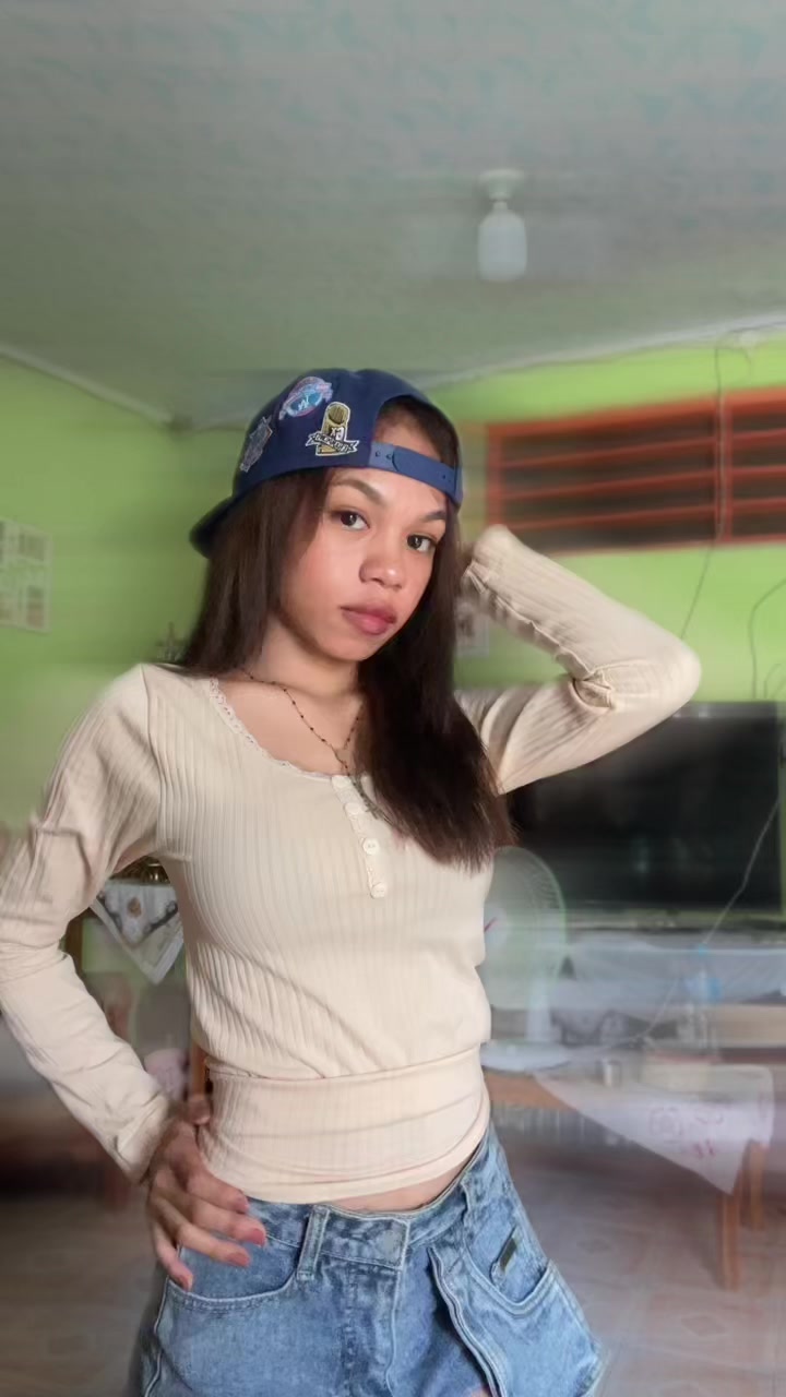 @🫦