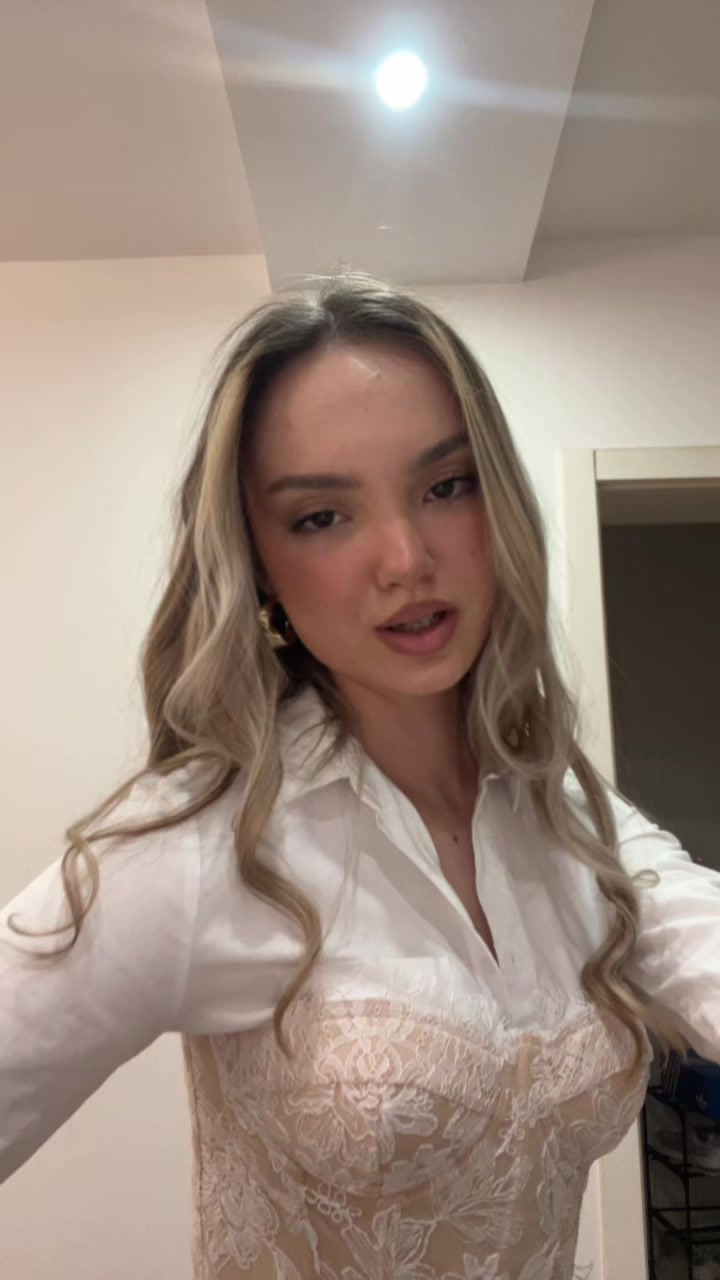 @𝐉𝐞𝐥𝐞𝐧𝐚