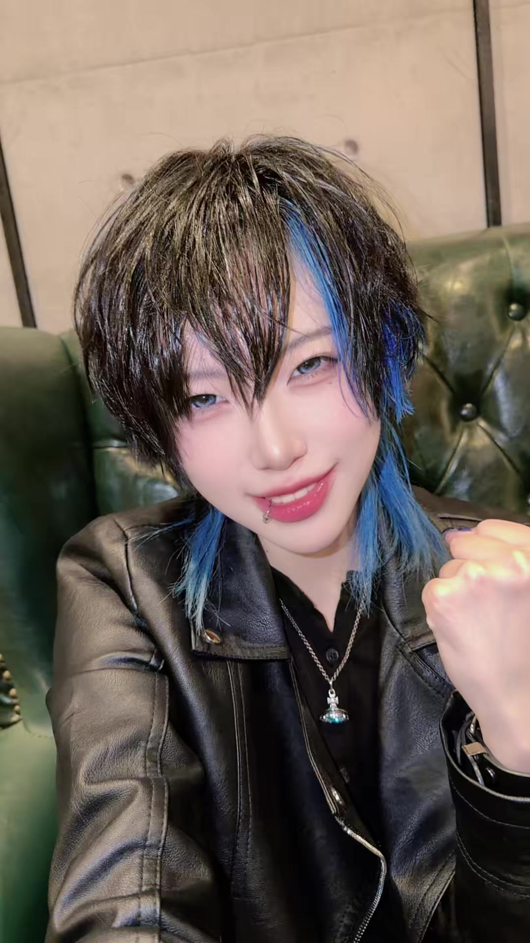 @あお
