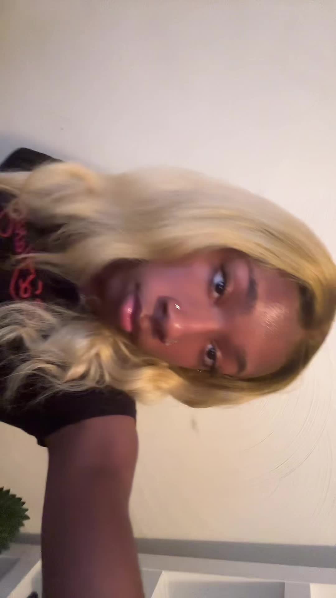 @Theyluvmari💕