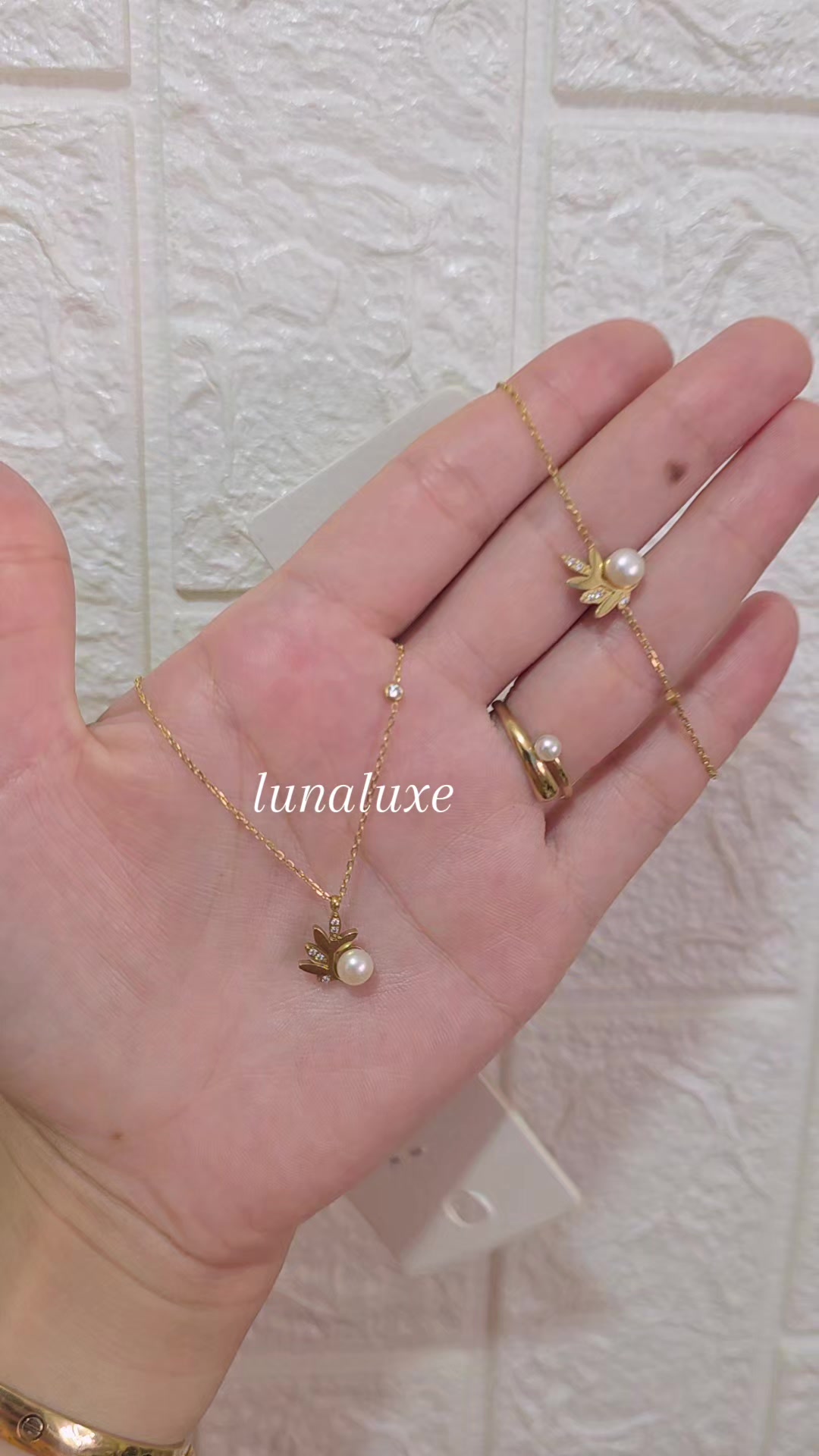 @lunaluxe