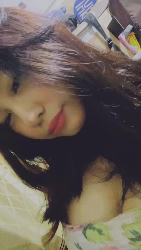 @hottiecokeee