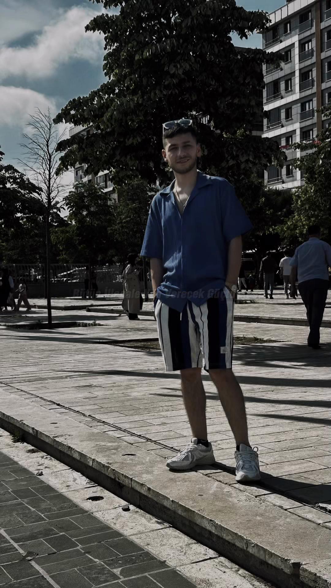 @Uzay