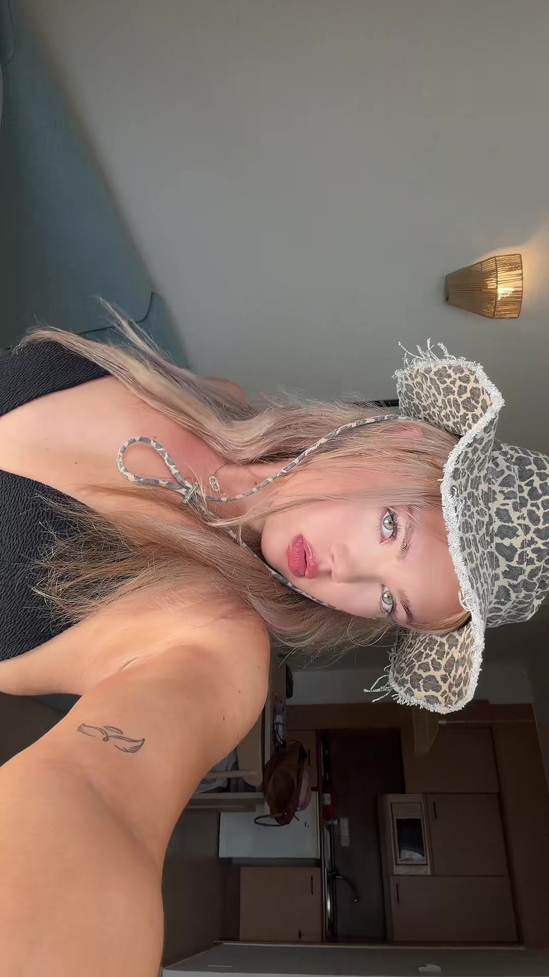@zzzzzu.zz