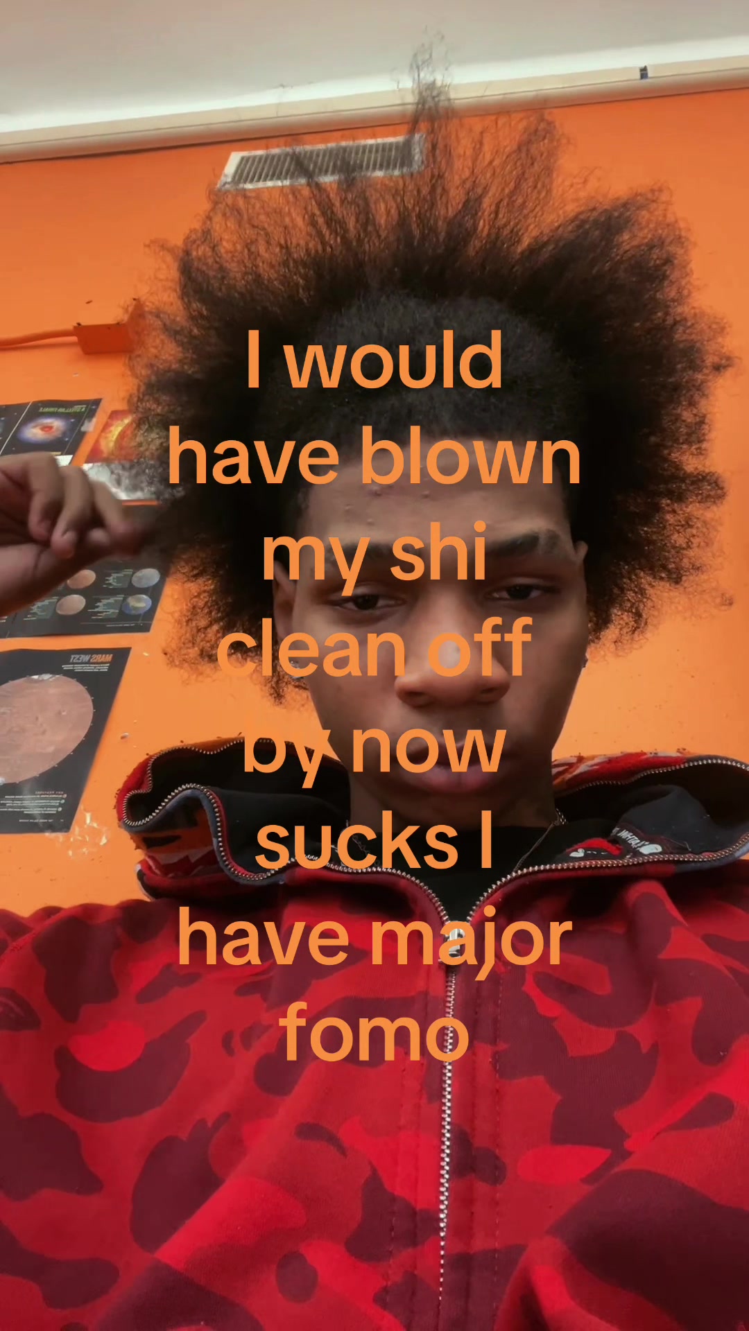 @⃟