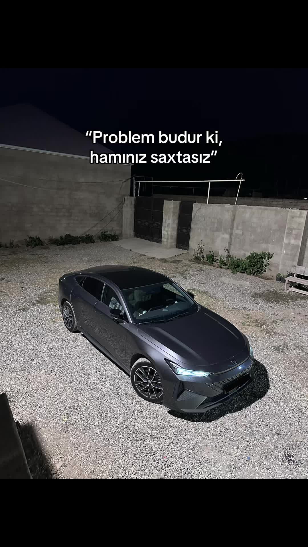 @univ_aura