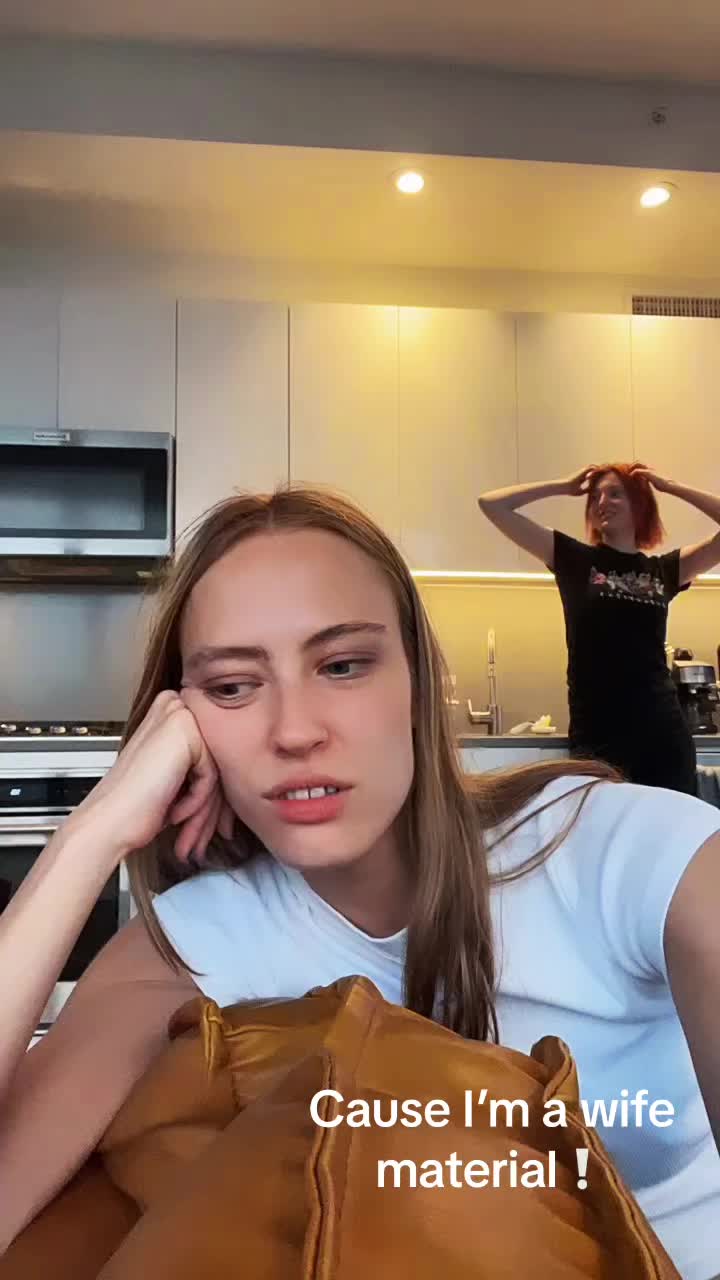 @Anna Vlady Jonk