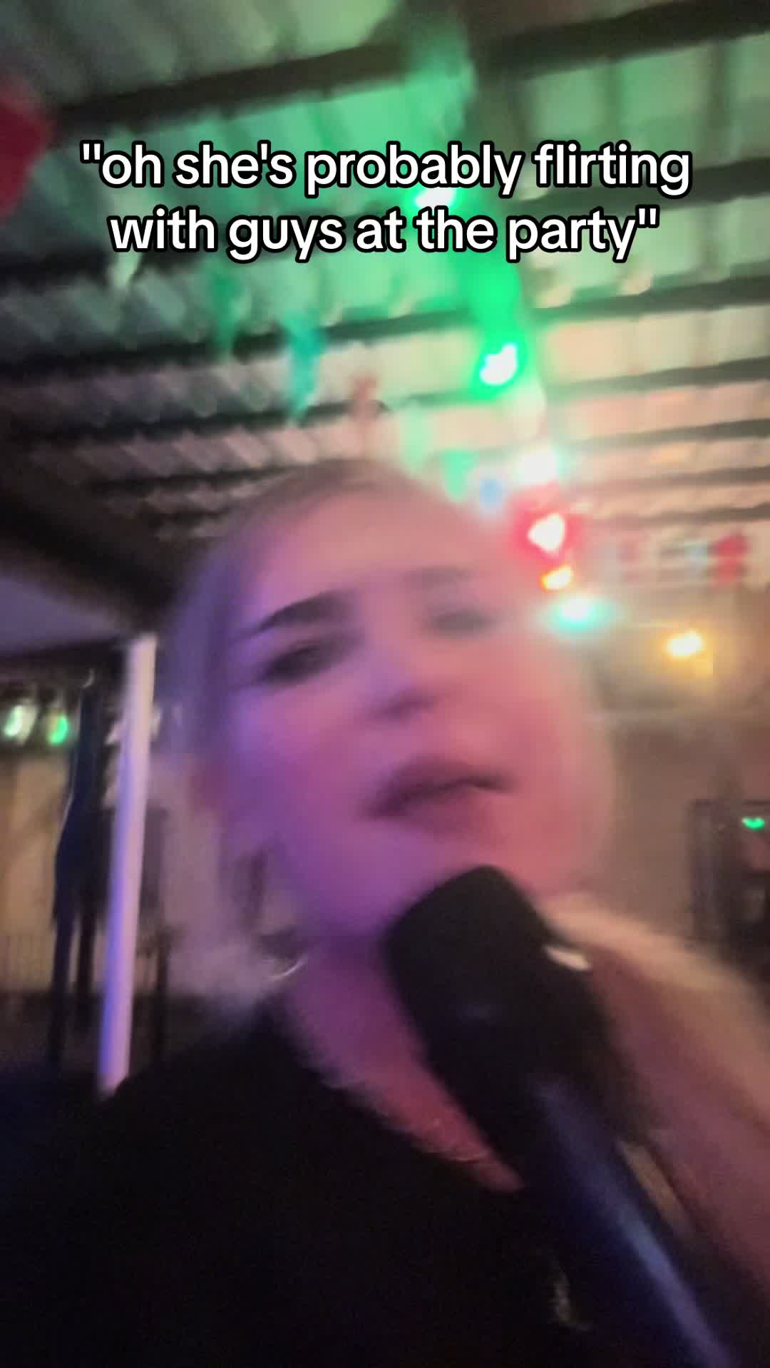 @carolinebuchal