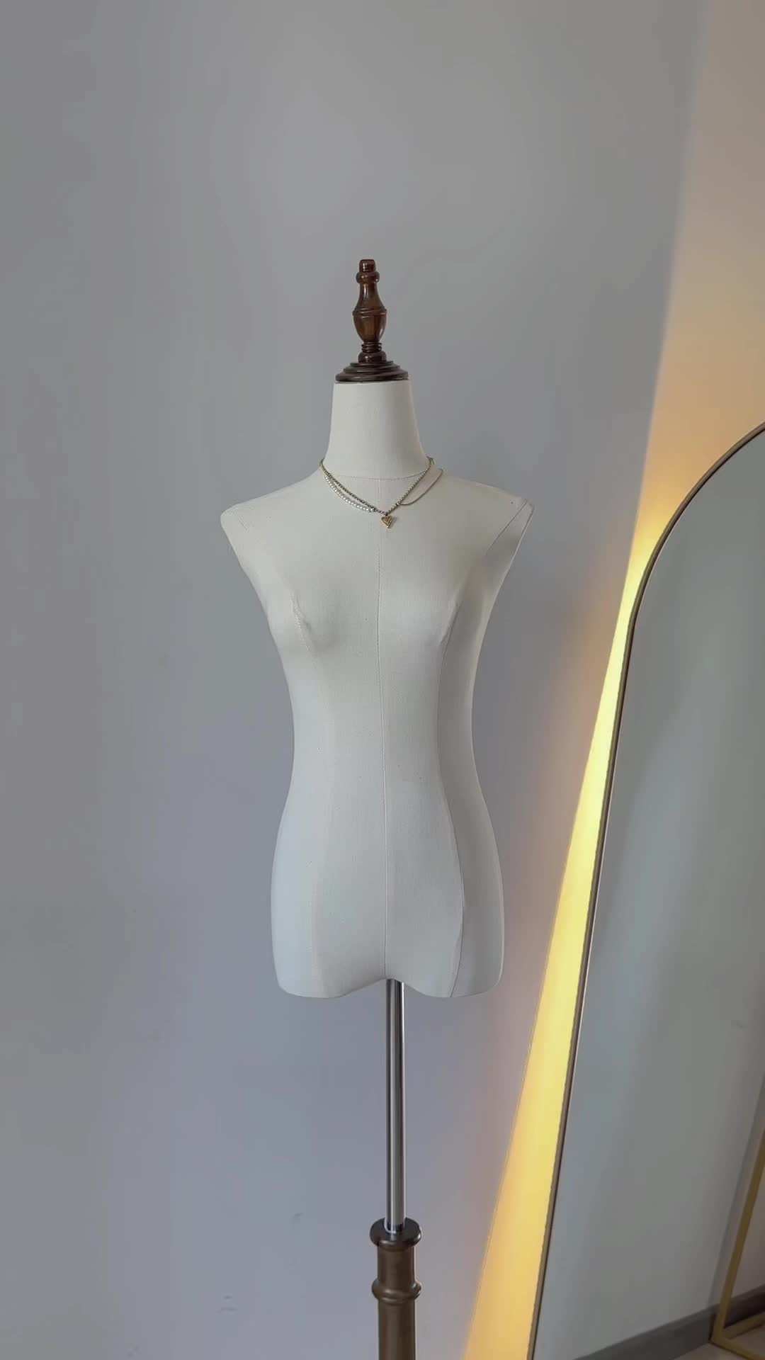 @dessa_dresskg