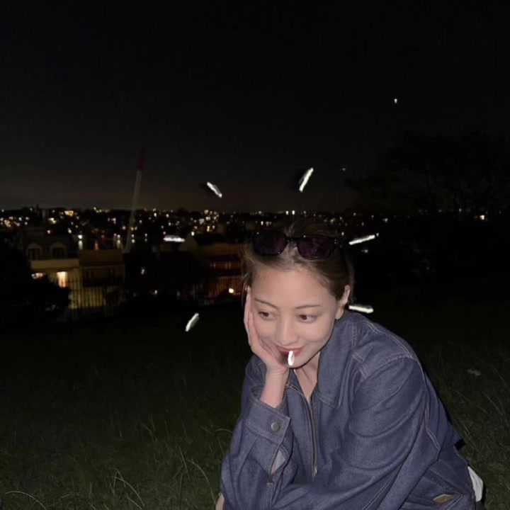 @lily𑁤