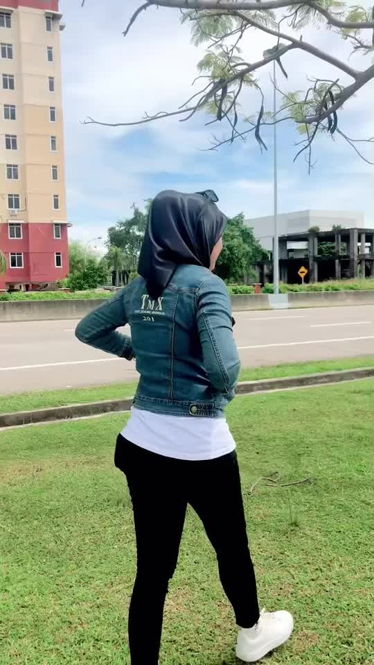 @Mia Amira 08