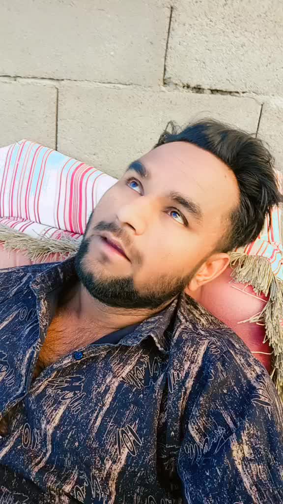 @Nadeem Shaikh 🇮🇳