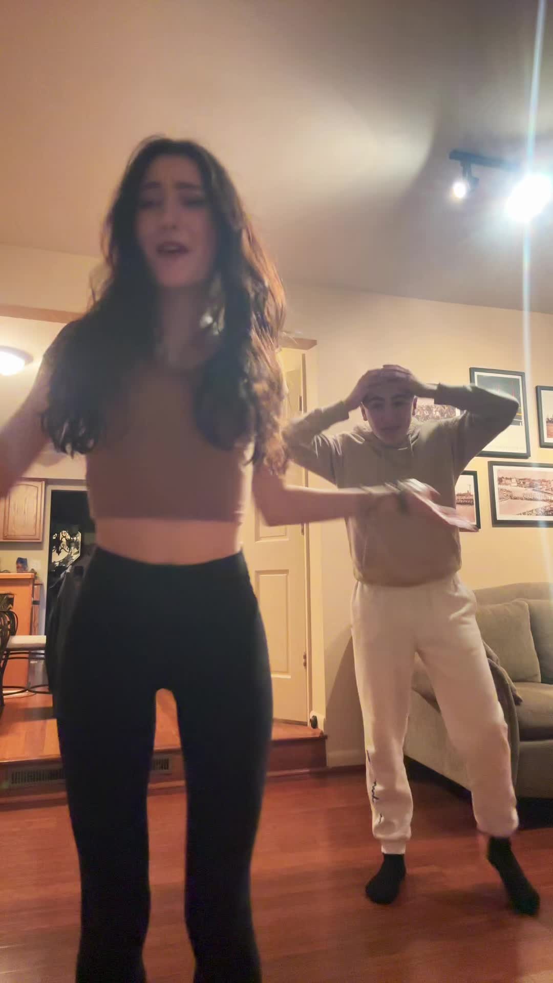 @Allykop98
